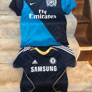 2 Awesome soccer jerseys